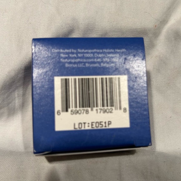 Naturopathica Calendula Essential Hydrating Cream- 15 ml - Picture 2 of 3